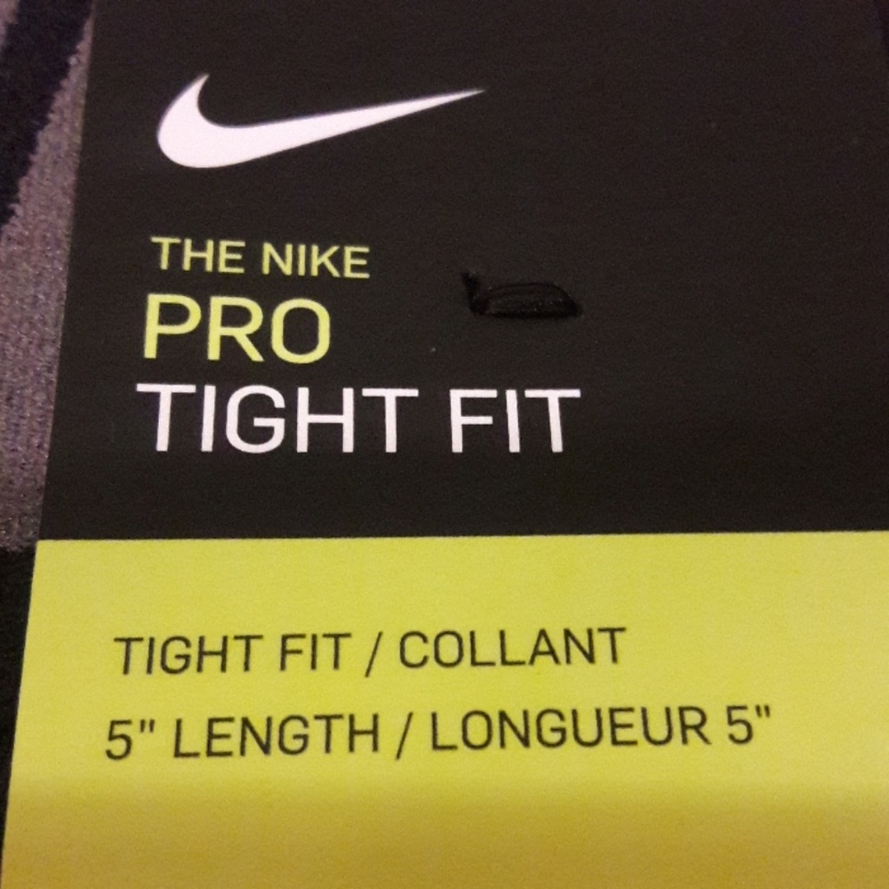 Brand New Nike Pro - Picture 3 of 8